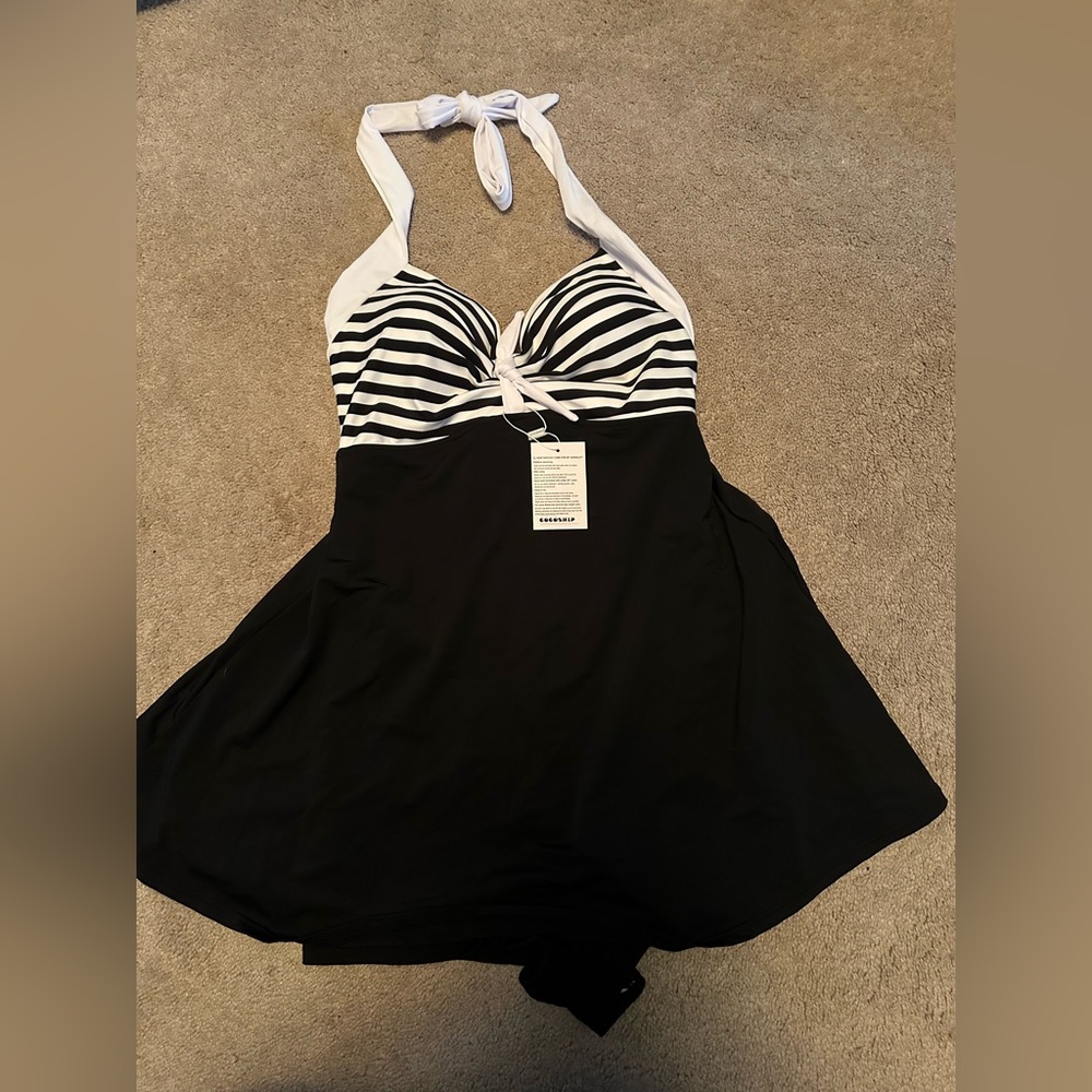 COCOSHIP Black and White Striped One Piece Swimsuit Dress with Shorts